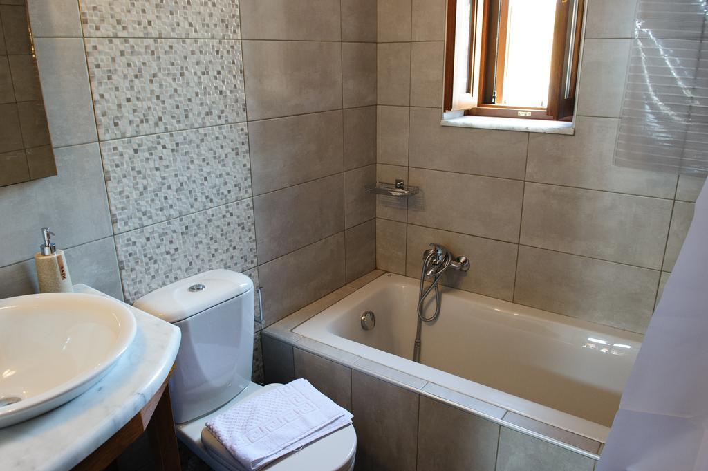 Alisahni Beachfront Villas Киотари Екстериор снимка